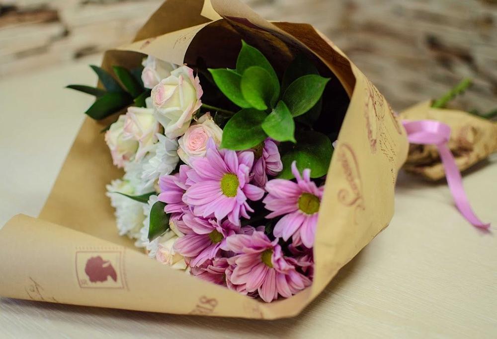 Букет цветов из: Розы и Хризантемы в Муезерском