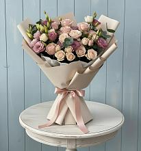 Букет цветов из:  Розы и Лизиантусы #REPLACE_PRED# Муезерском