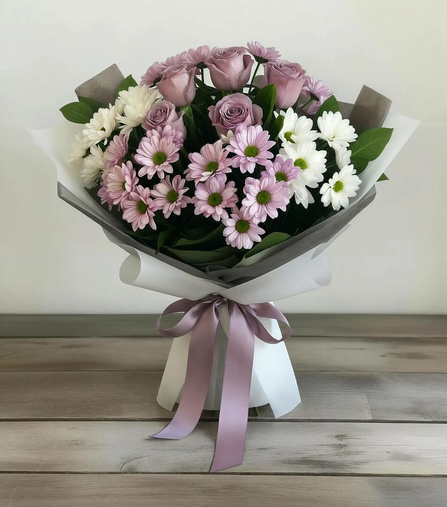 Букет цветов из: Хризантемы и Розы в Муезерском