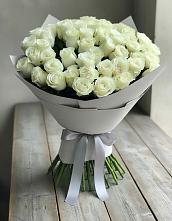 Букет 35 Белых роз в Муезерском