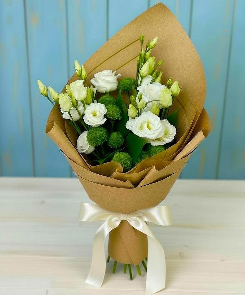 Букет цветов из: Хризантемы и Лизиантусы в Муезерском