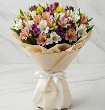 Букет цветов из:  Альстромерии в Муезерском