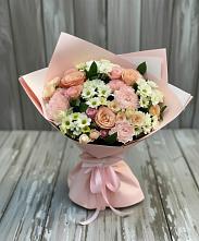 Букет цветов из:  Гвоздики, Розы и Хризантемы в Муезерском